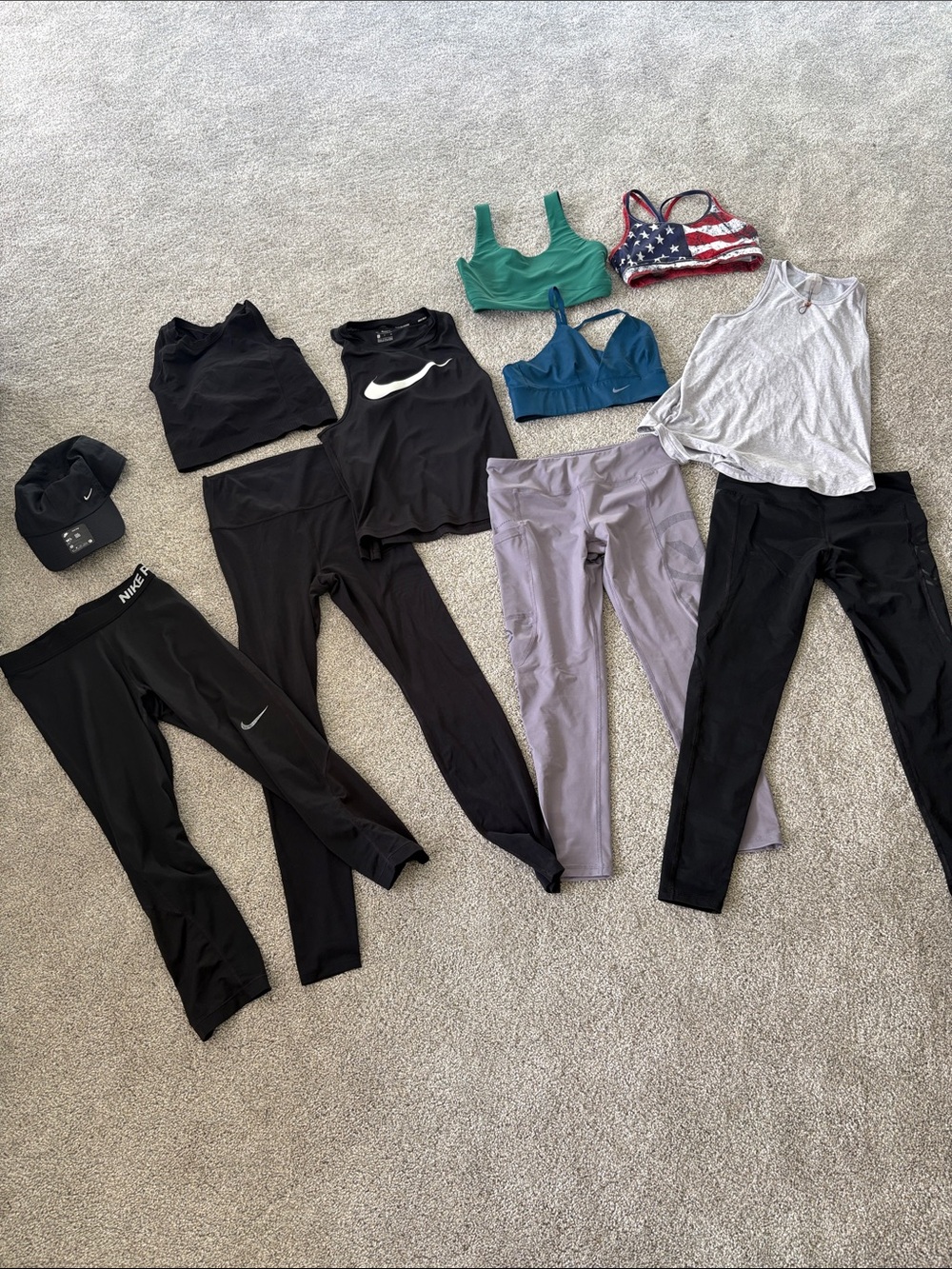 Women’s Small active clothes bundle